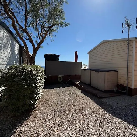 Chez Yoyo Mobil-home Confort Pour Des Inoubliables Campsite Saint-Raphael (Var)